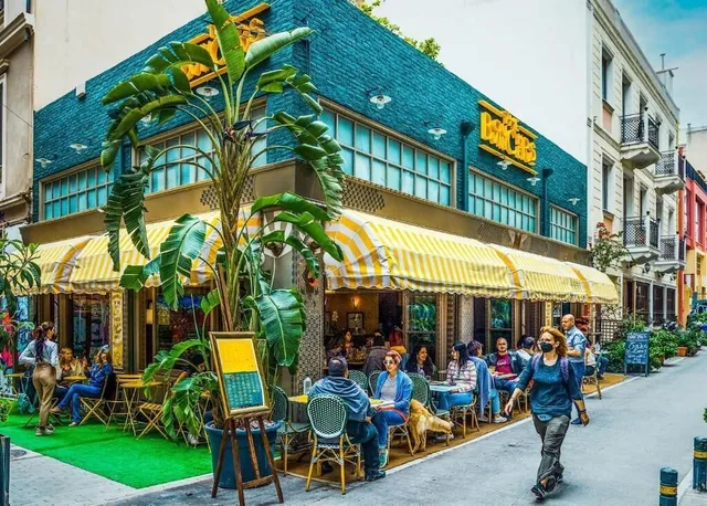 St. Bjur Hotel & Suites