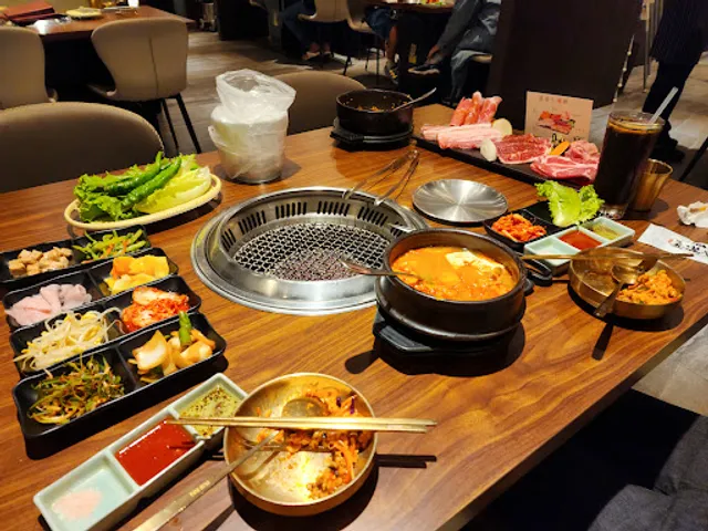 姜滿堂존맛탱 台南南紡店