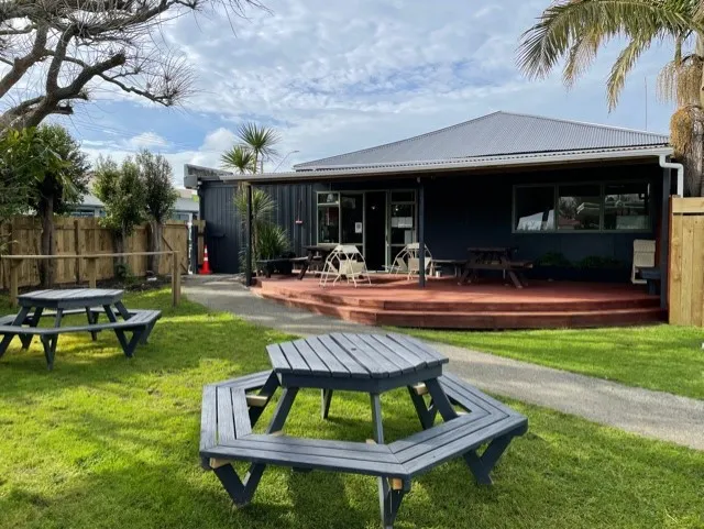 Awanui Hotel & Motel