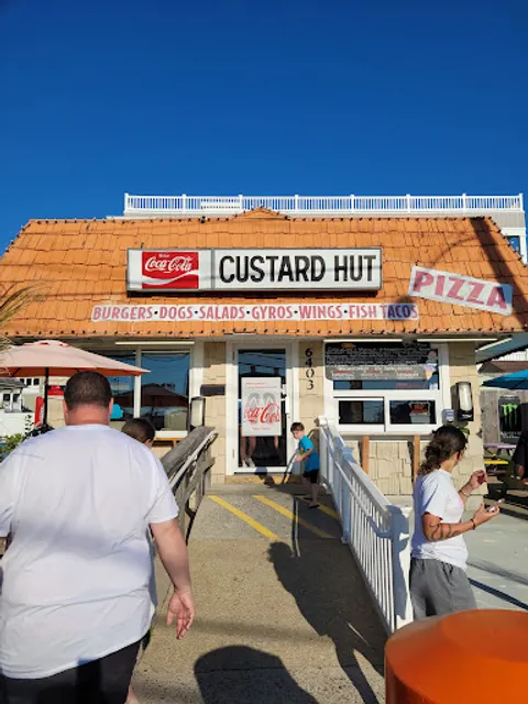Custard Hut and Pizza