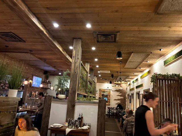 Basilico Restaurant & Bar