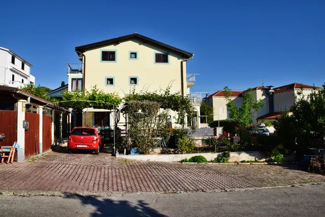 Apartments & Rooms Theimer