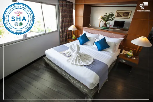 Friday Hotel Uttaradit