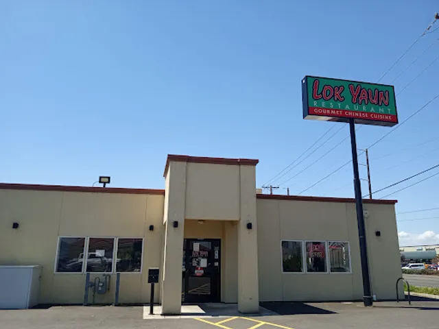 Lok Yaun Restaurant
