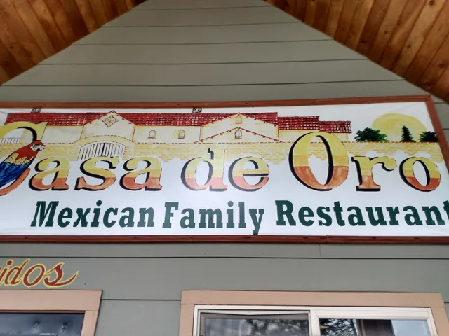 Casa De Oro