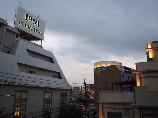 CUBE HARUYOSHI PATIO