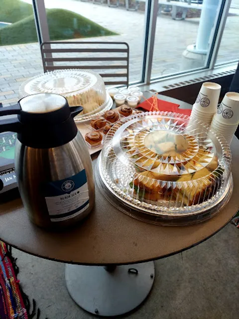 Tea's Me Community Cafe