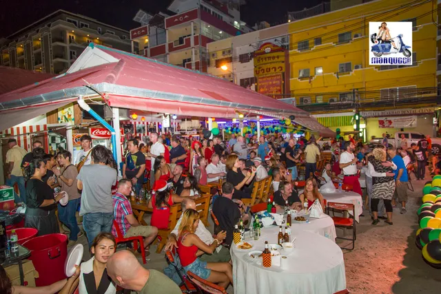 The Marquee - Lambretta Bar & Cafe