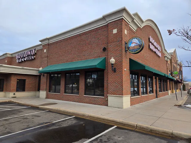 Broadway Bar & Pizza® Hastings