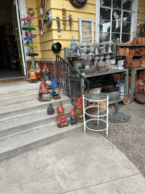 Dragonfly Shops & Gardens