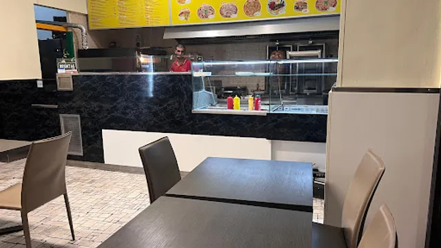 Marmara Turkish KEBAP E PIZZA