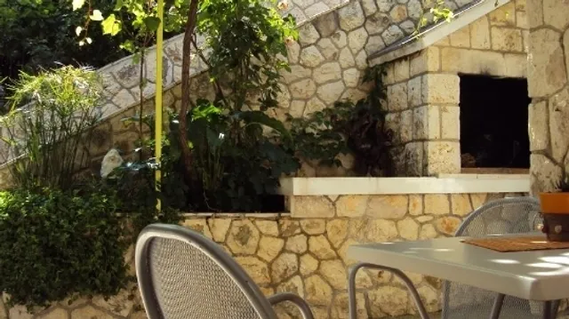 Apartments Green & Orange