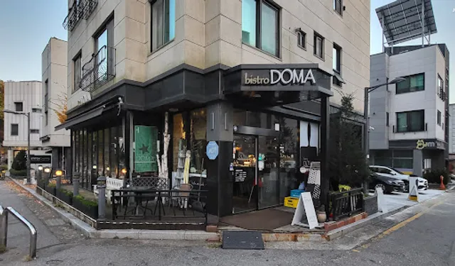 bistro DOMA