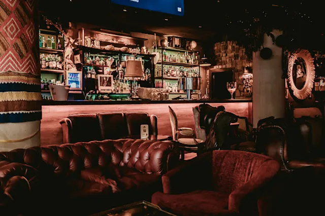 Pub Down Monkey Business