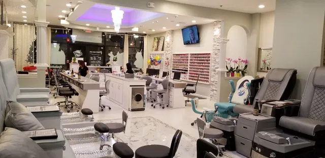 Pure Nail Bar