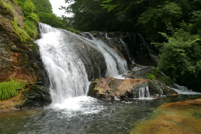 Tamasudare Falls