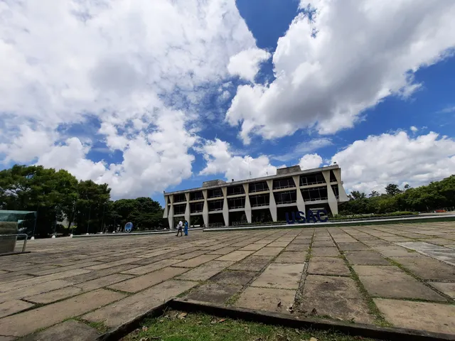 San Carlos University