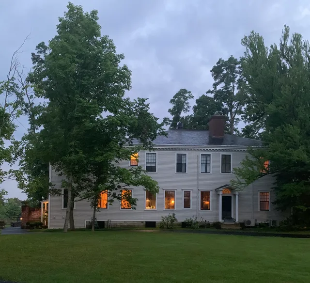 The Inn at Kenmore Hall