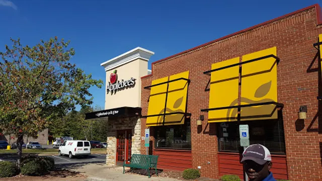 Applebee's Grill + Bar