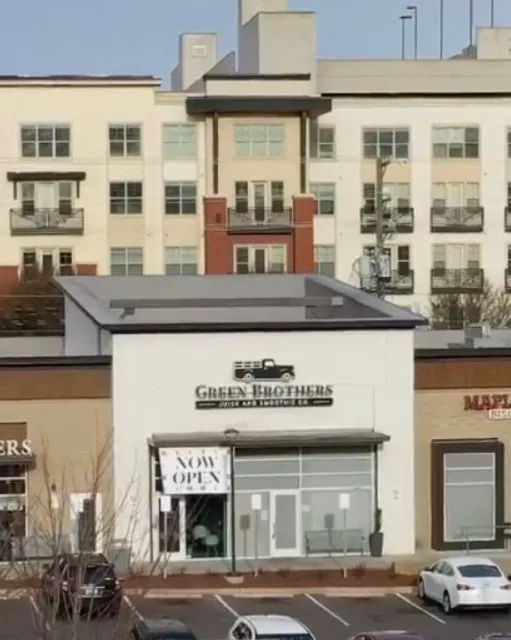 Green Brothers Juice & Smoothie Co.