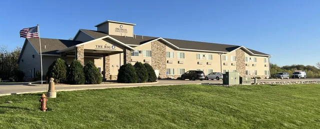 Okoboji Inn and Suites