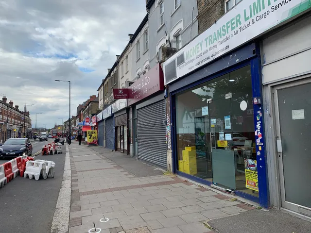 High Street Service Apartment