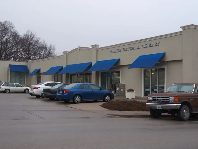 Trails Regional Library Warrensburg Branch