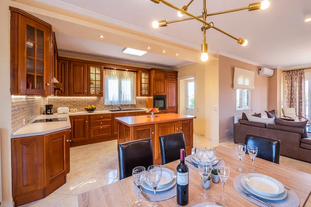 Kanali Hill House/Apartment/Studio