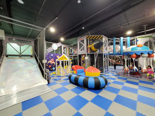 Little World Kid Playground & Games