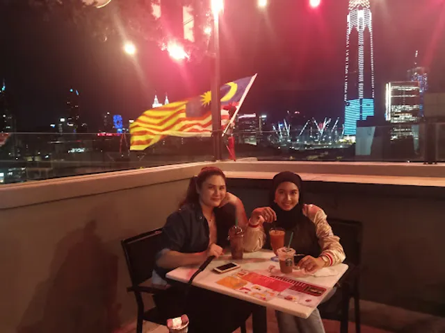 Arabian Shisha Lounge @ Frame Hotel