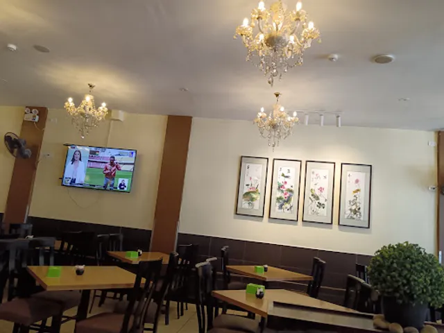 Chinese food room Chifa America