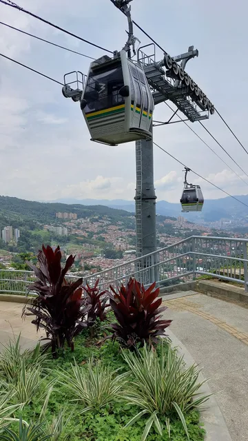 Estacion Metro Cable Villa Sierra