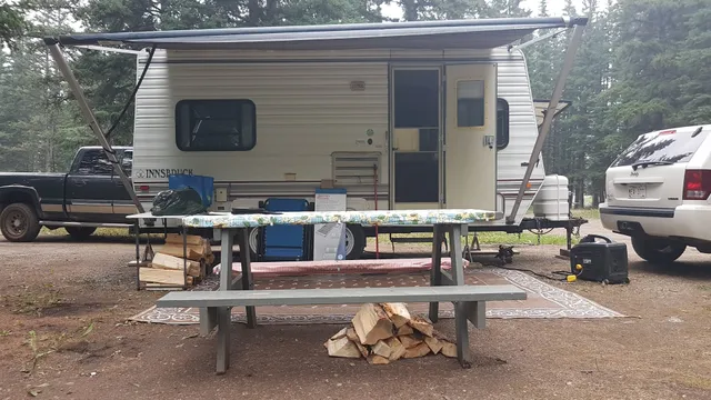 Hinton Centre Campground
