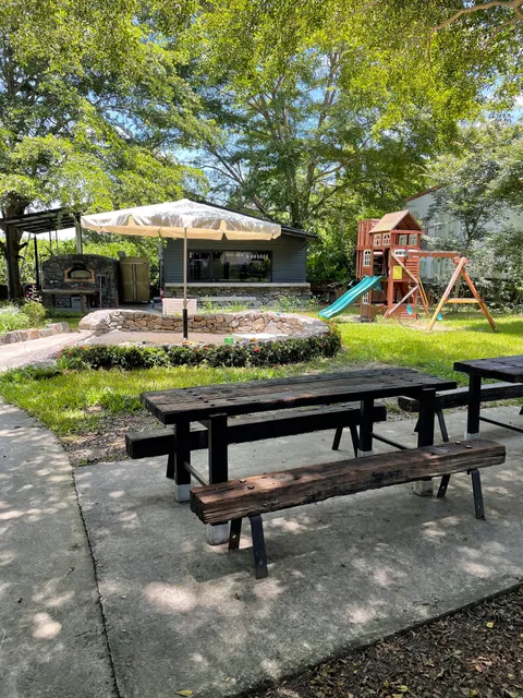 蜂巢窯烤披薩（竹山紫南宮美食餐廳）