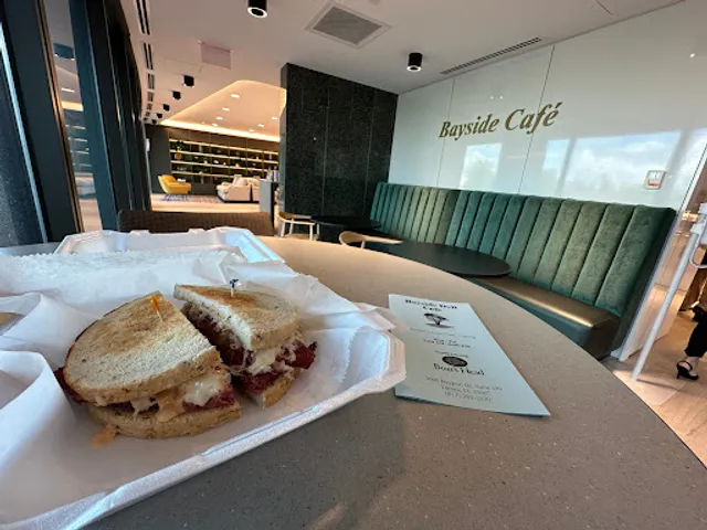 Bayside Deli Cafe