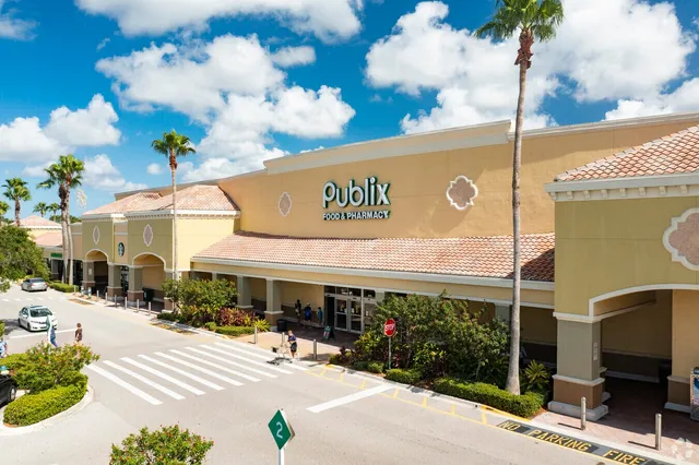 Publix Pharmacy at University Walk