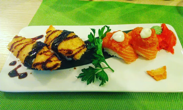 Sushi Salmone