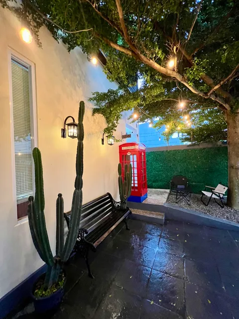 Uptown House & Studio