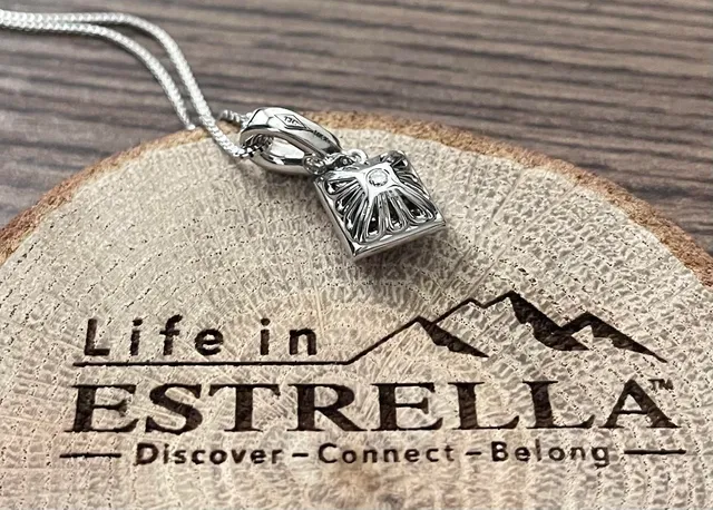 The Jewelry Consultant