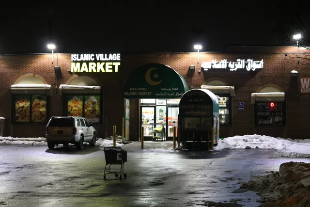 Islamic Village Market