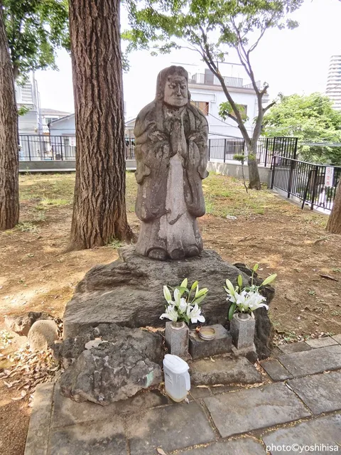Kishimojin Statue