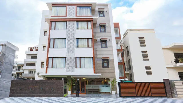 FabHotel Golf Inn - Hotel in Sector 43, Gurgaon