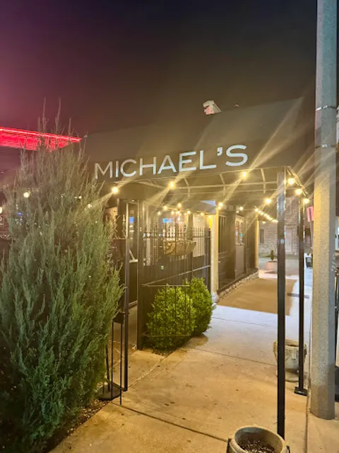 Michael's Bar & Grill