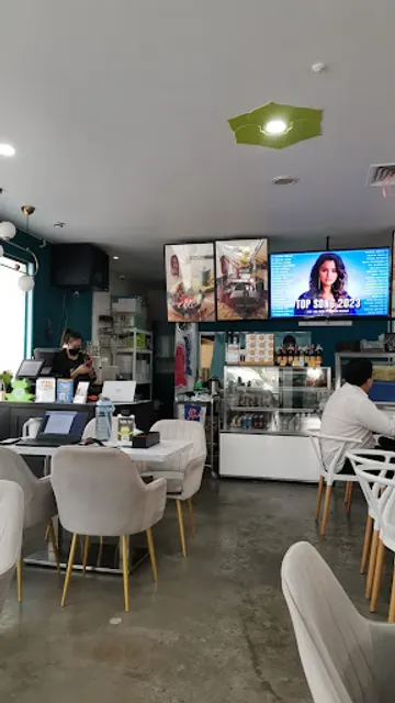 Sakae Sushi, Garden Inn Hotel