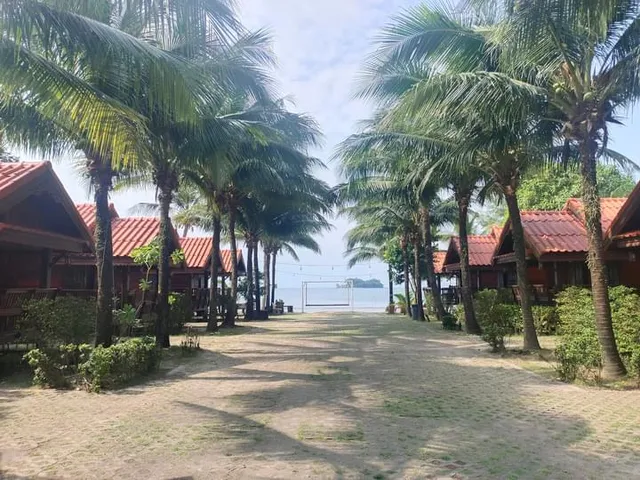 เพลินอุรา รีสอร์ท