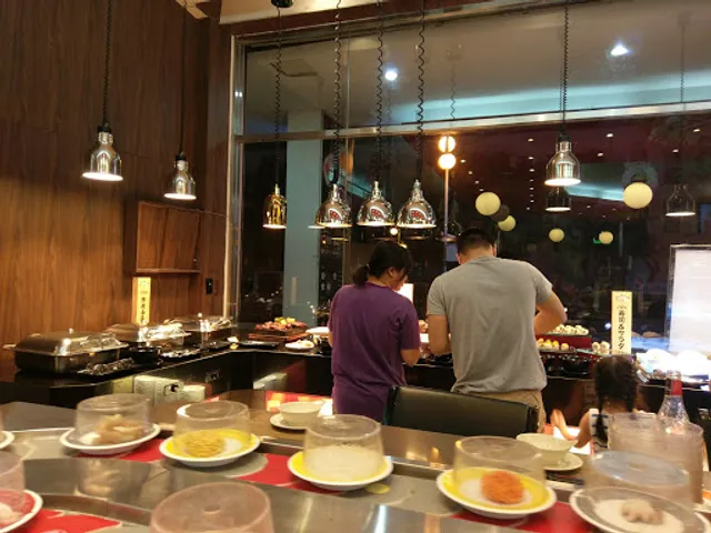 Lẩu Băng Chuyền Kichi Kichi