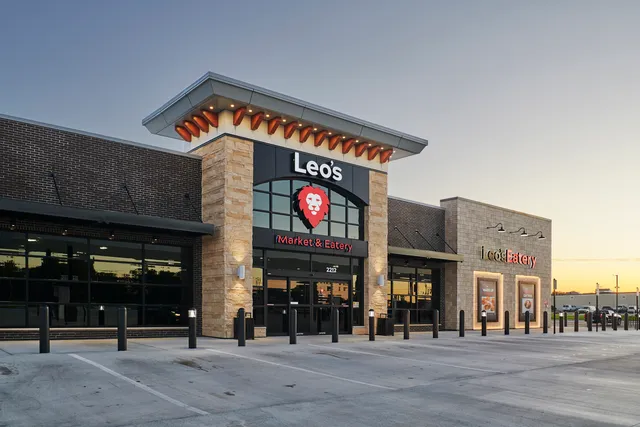 Leo's Market and Eatery