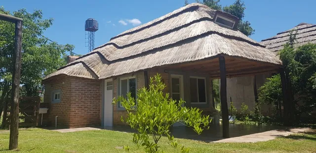 La Tranquila - Cabañas frente al río & Glampling