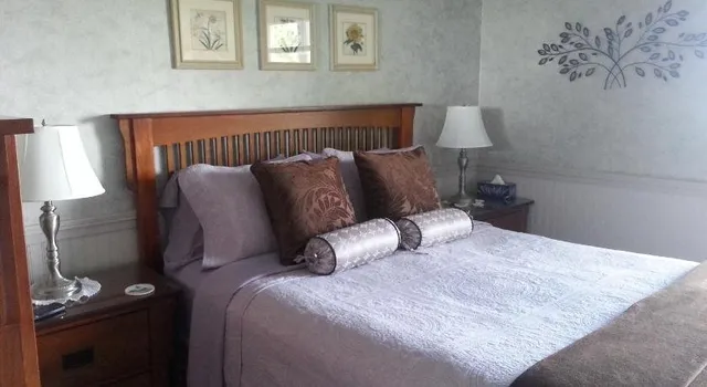 Hammond Bay Oceanside Bed & Breakfast