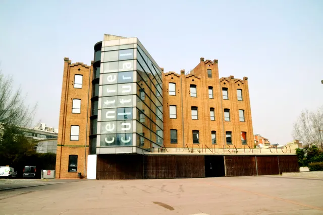 Centre Cultural La Farinera del Clot